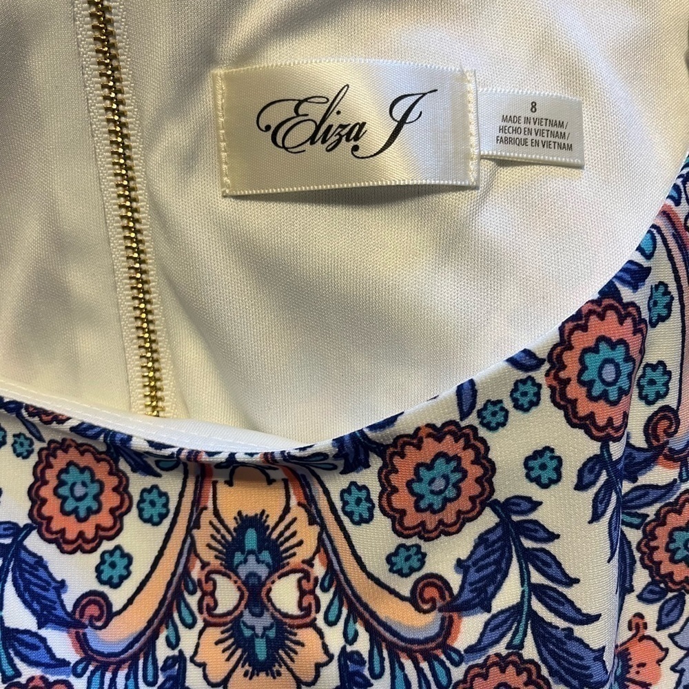 Gorgeous Eliza J Elbow Sleeve Zip Back Blue Pink Floral Paisley Dress size 8 - Picture 3 of 3